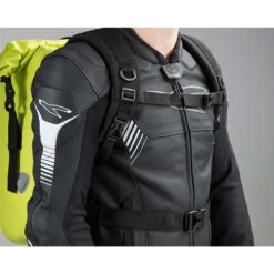 Zaini Sw Motech Zaino Drybag 300 Impermeabile Giallo 9 Zaini Sw Motech Zaino Drybag 300 Impermeabile Giallo -Vendite Givi bc.wpb .00.011.10000y 3