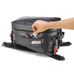 Borsa Da Serbatoio Givi Grt715 Impermeabile 10 Borsa Da Serbatoio Givi Grt715 Impermeabile -Vendite Givi givi grt715 3